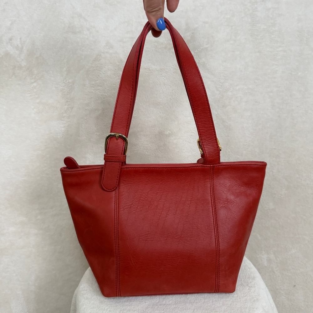 Classic Red Leather Tote Shoulder Bag - Picture 2 of 8